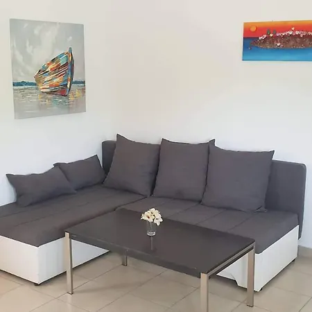 Apartmani Samanta Vir Exterior photo